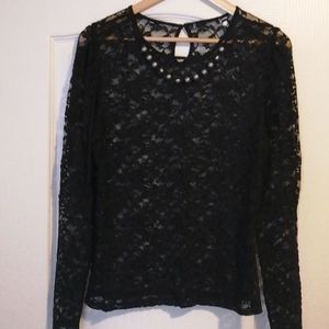Lace top long sleeve with pearl necklace attached, very ladylike